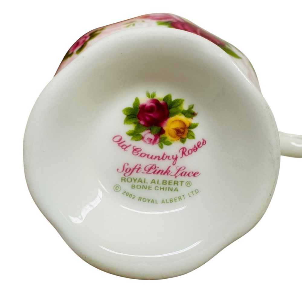 Royal Albert Old Country Roses Tea Cup & Saucer Soft Pink Lace - Picture 10 of 12